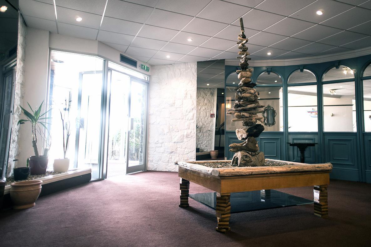 Driftwood Inn Saint Saviour Interiør bilde