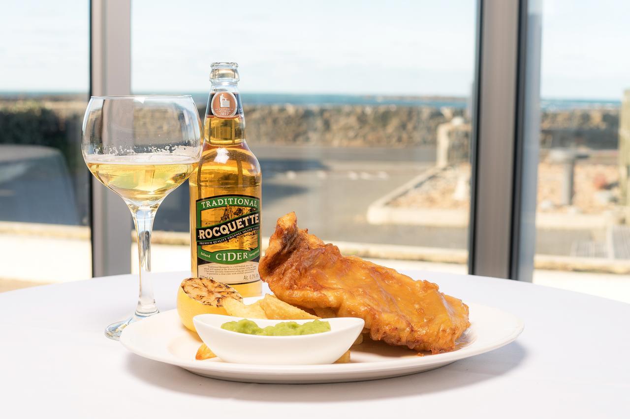 Driftwood Inn Saint Saviour Restaurant bilde