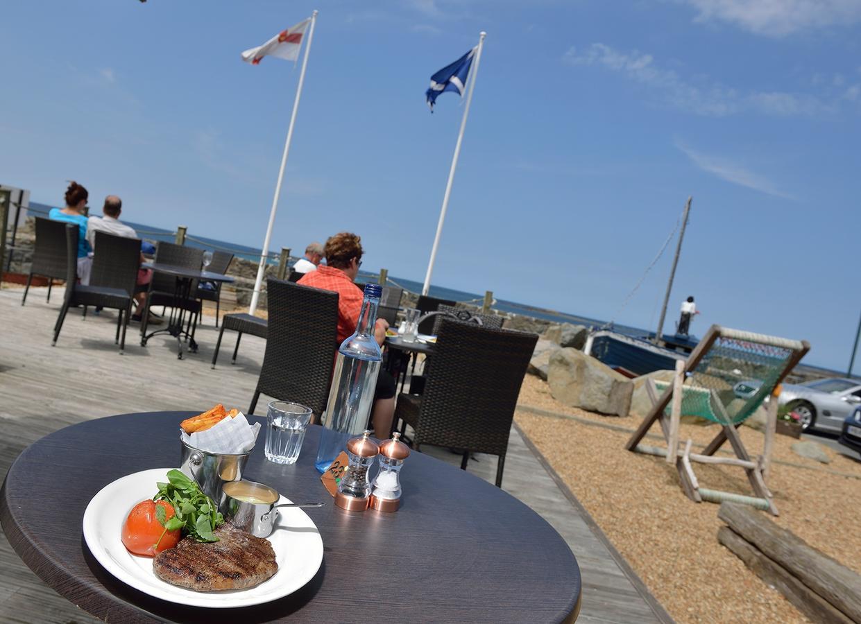 Driftwood Inn Saint Saviour Restaurant bilde